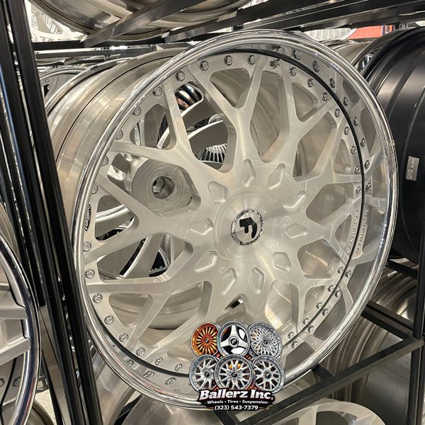 24″ Forgiato Wheels Torino Brushed Silver G body Fitment Package Ballerz inc Wheels Tires Suspensions (323) 543-7379 24″ Forgiato Wheels Torino Brushed Silver G body Fitment Package Ballerz inc Wheels Tires Suspensions (323) 543-7379